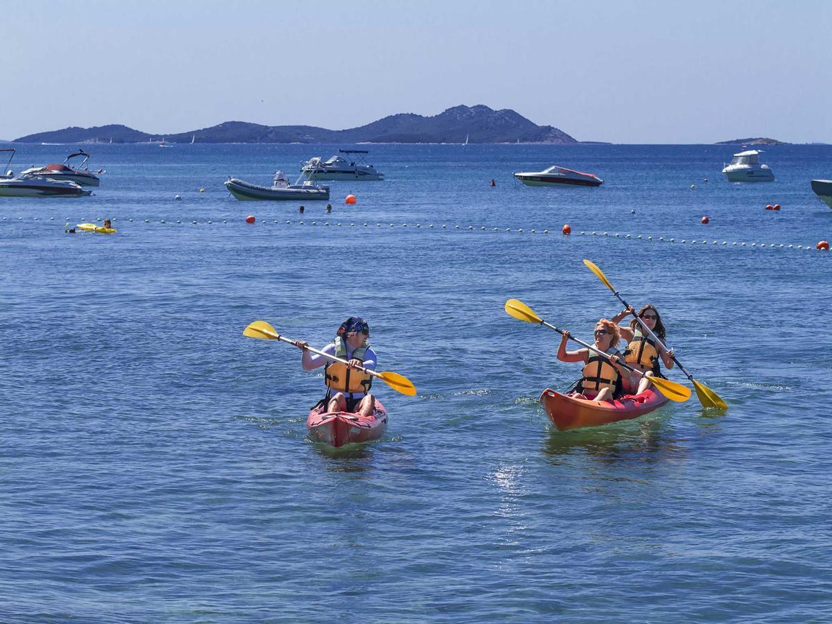 Mobile Home Heaven Biograd Biograd Na Moru Dış mekan fotoğraf